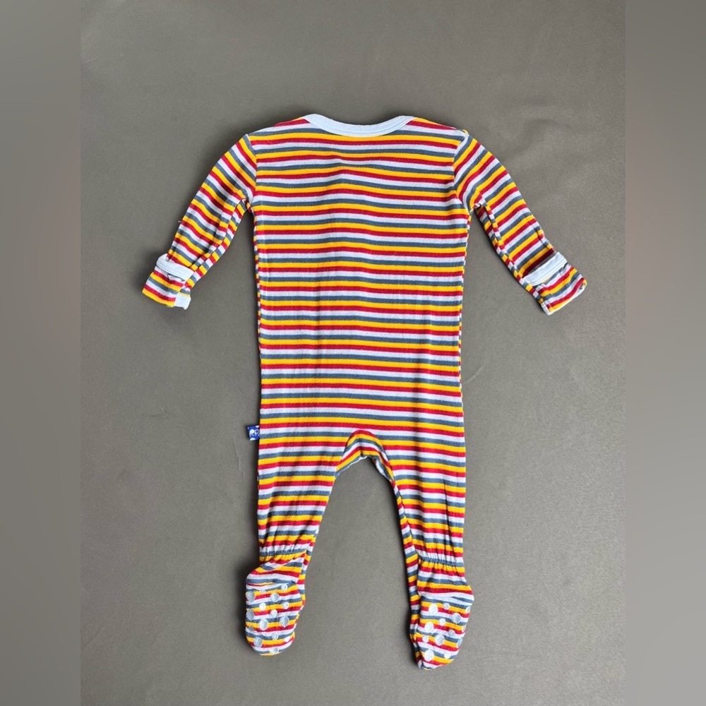KicKee Pants Baby Boys' Print Footie, Circus Stripe Size 0-3 Months - Picture 9 of 9